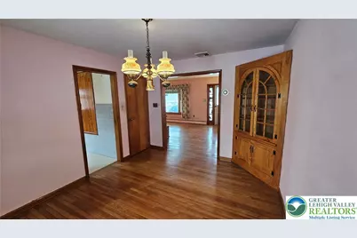 325 E Walnut Street, Hellertown Boro, PA 18055 - Photo 17