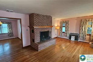 325 E Walnut St, Hellertown Boro, PA 18055 - Photo 7