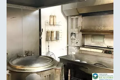 3058 W Tilghman, South Whitehall Township, PA 18104 - Photo 5