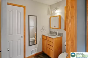 422 Center St, Slatington, PA 18080 - Photo 47