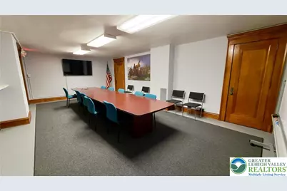 1524 W Linden Street #4th Fl, Allentown, PA 18102 - Photo 13