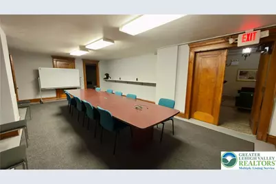 1524 W Linden Street #4th Fl, Allentown, PA 18102 - Photo 11