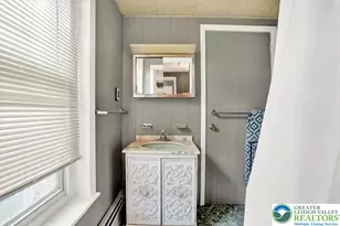 2307 S 5th St, Allentown City, PA 18103 - Photo 11