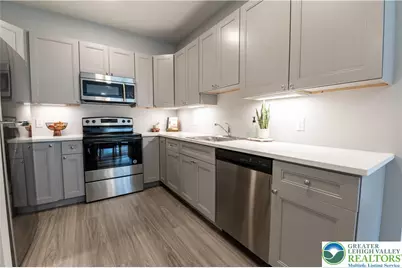 948 N Front Street #B3, Allentown City, PA 18102 - Photo 9