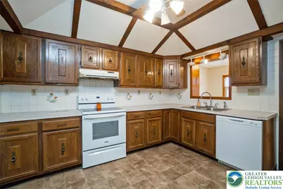 788 Edgemont Avenue, Palmerton Boro, PA 18071 - Photo 15