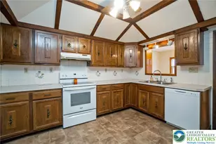 788 Edgemont Ave, Palmerton Boro, PA 18071 - Photo 15