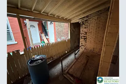 335 N 6 Street, Allentown, PA 18102 - Photo 3