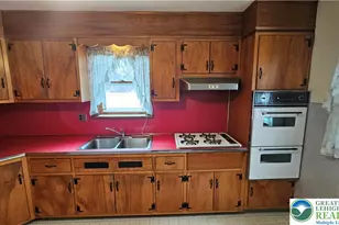 325 E Walnut St, Hellertown Boro, PA 18055 - Photo 33