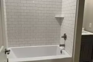 427 Delaware Ave, Portland, PA 18351 - Photo 7