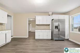 3209 N Front St, Whitehall Twp, PA 18052 - Photo 15