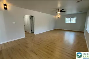 403 Walnut St, Bath Boro, PA 18014 - Photo 5