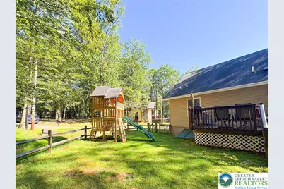 206 Snow Bird Circle, Butler Twp, PA 18222 - Photo 31