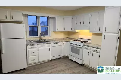 262 Broad Street, Bath, PA 18014 - Photo 7