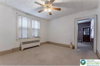 28 N Greenwood Street, Tamaqua Boro, PA 18252 - Photo 31