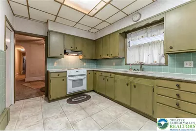 28 N Greenwood Street, Tamaqua Boro, PA 18252 - Photo 19