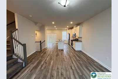 7634 Clayton Avenue, Upper Saucon Township, PA 18036 - Photo 9