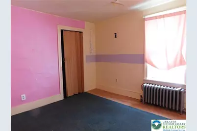 238 W Rowe Street, Tamaqua Boro, PA 18252 - Photo 9