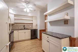 417 S 7th St, Emmaus Boro, PA 18049 - Photo 7