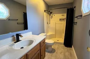 2718 Sequoia Dr, Macungie Boro, PA 18062 - Photo 11