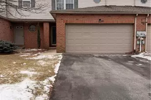 2718 Sequoia Dr, Macungie Boro, PA 18062 - Photo 1