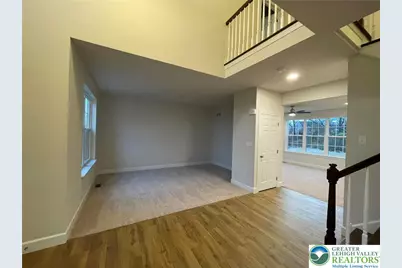 5043 Chapmans Road, South Whitehall Twp, PA 18104 - Photo 3