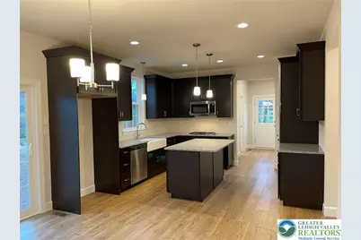 5043 Chapmans Road, South Whitehall Twp, PA 18104 - Photo 7