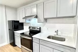 827 W Linden St, Allentown, PA 18101 - Photo 5