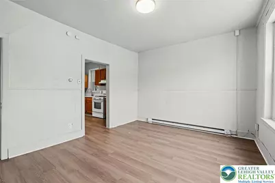 911 Wyandotte Street, Bethlehem City, PA 18015 - Photo 3