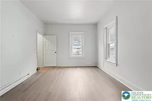 911 Wyandotte St, Bethlehem City, PA 18015 - Photo 7