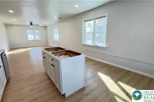 403 Walnut St, Bath Boro, PA 18014 - Photo 9