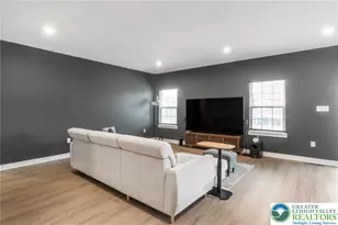 820 Hendon Ln, North Catasauqua Bor, PA 18032 - Photo 21