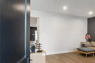 820 Hendon Ln, North Catasauqua Bor, PA 18032 - Photo 9