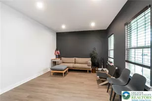 820 Hendon Ln, North Catasauqua Bor, PA 18032 - Photo 23