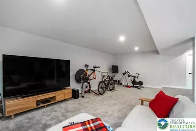 820 Hendon Lane, North Catasauqua Bor, PA 18032 - Photo 57