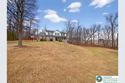 7733 Harbor Court, Washington Township, PA 18080 - Photo 7