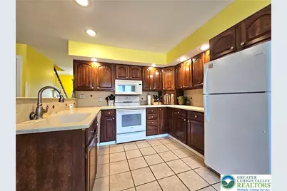 6087 Domarray Street, Upper Saucon Township, PA 18036 - Photo 9