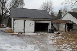 7487 Camp Meeting Rd, New Tripoli, PA 18066 - Photo 3