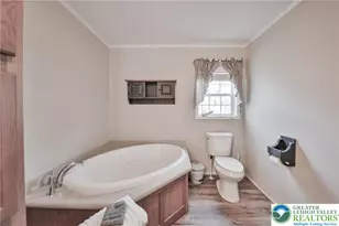 1242 Blue Mountain Cir, Ross Twp, PA 18353 - Photo 31