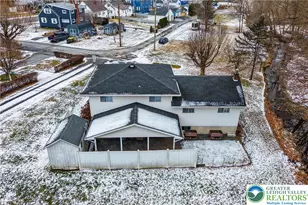 209 N Fairview St, Nazareth Boro, PA 18064 - Photo 5