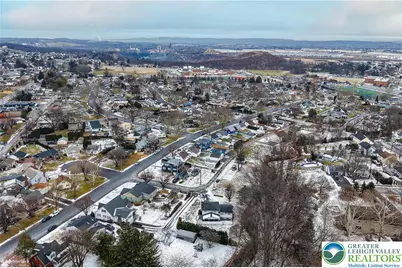 209 N Fairview Street, Nazareth Boro, PA 18064 - Photo 9