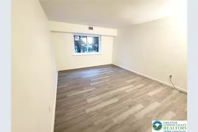 1590 Alta Drive #D9, Whitehall, PA 18052 - Photo 15