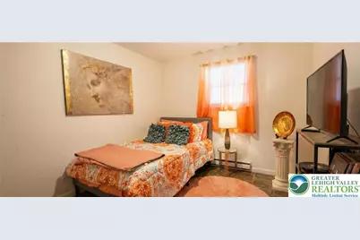 525 Black Oak Drive, Pocono Twp, PA 18372 - Photo 17