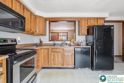 114 Carol Road, Middle Smithfield, PA 18302 - Photo 17