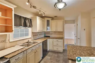 210 S 16th St, Emmaus, PA 18049 - Photo 17