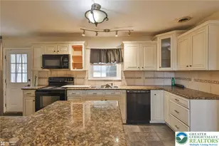 210 S 16th St, Emmaus, PA 18049 - Photo 13