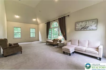 255 Rising Meadow Way, Middle Smithfield, PA 18302 - Photo 15