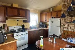 285 Greenbriar Dr, East Allen Township, PA 18014 - Photo 11