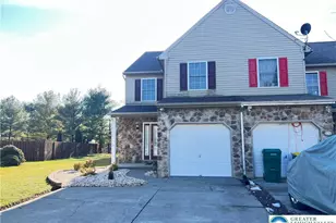 1732 Pinewind Dr, Lower Macungie Twp, PA 18011 - Photo 1