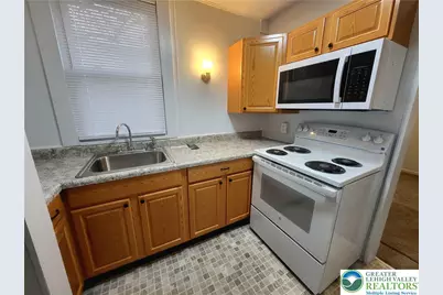 817 Seneca Street #B, Fountain Hill Boro, PA 18015 - Photo 9
