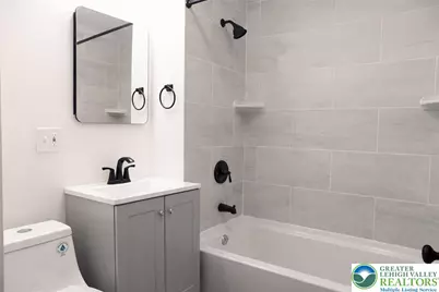 1550 Northampton Street #2, Wilson Boro, PA 18042 - Photo 3